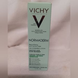 Vichy Normaderm Beautifying Anti-Acne Care